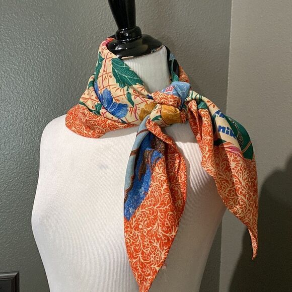 Vintage Nik Nik Floral Scarf - Picture 3 of 13